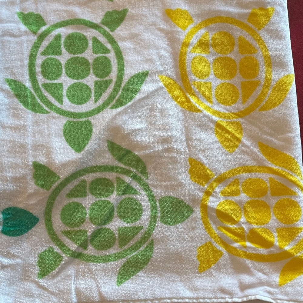 New Colorful Turtle Pattern Beach towel - Picture 13 of 13